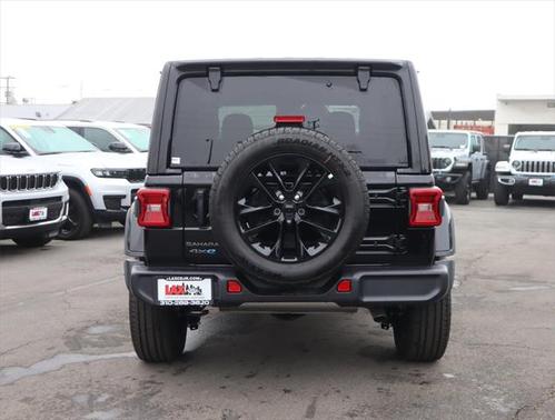 2025 Jeep Wrangler 4xe Sahara