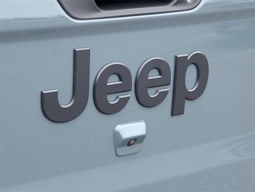 2025 Jeep Gladiator Willys