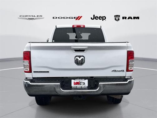 2022 RAM 2500 Big Horn Crew Cab 4x4 6'4' Box