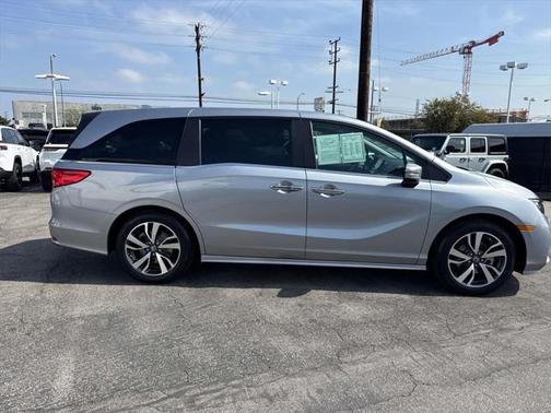 2022 Honda Odyssey Touring