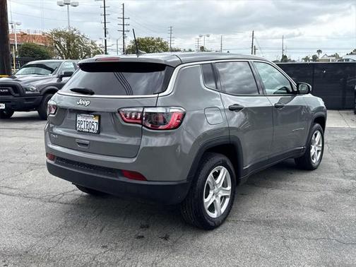 2023 Jeep Compass Sport