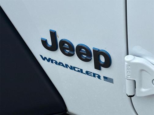 2025 Jeep Wrangler 4xe Willys