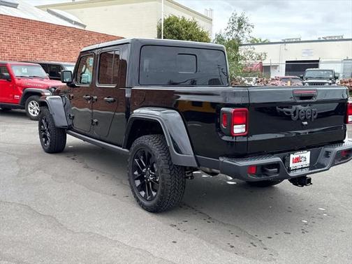 2025 Jeep Gladiator Nighthawk