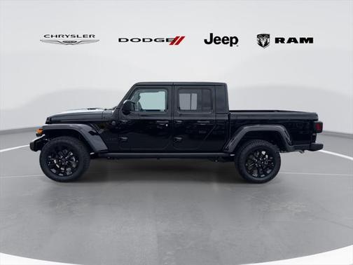 2025 Jeep Gladiator Nighthawk