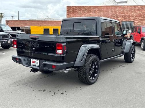 2025 Jeep Gladiator Nighthawk