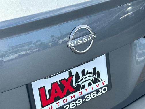 2023 Nissan Versa 1.6 SV