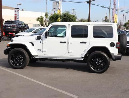 2025 Jeep Wrangler 4xe Sahara