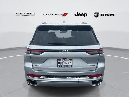 2022 Jeep Grand Cherokee Overland
