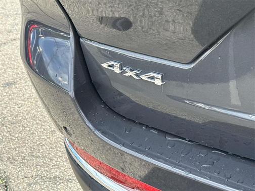 2022 Jeep Grand Cherokee Laredo