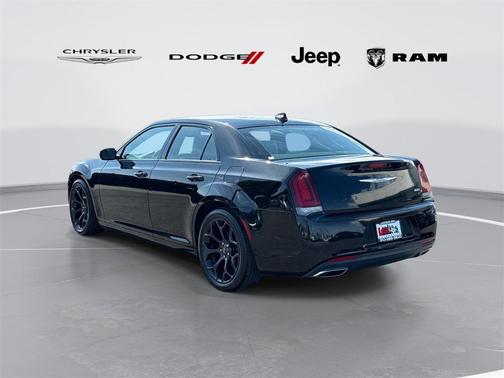 2019 Chrysler 300 S