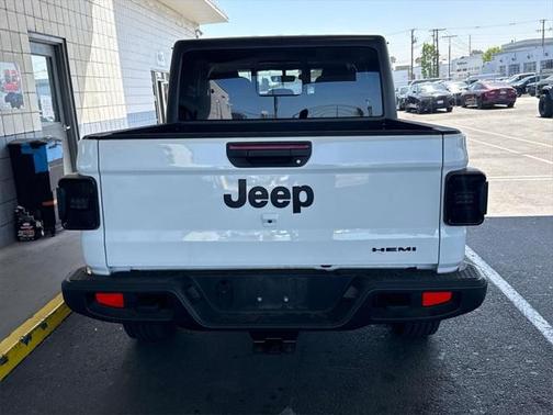 2023 Jeep Gladiator Sport S