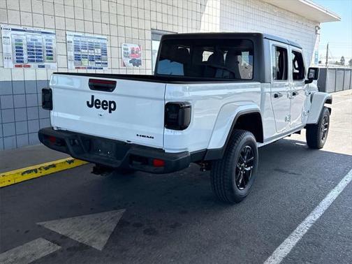 2023 Jeep Gladiator Sport S