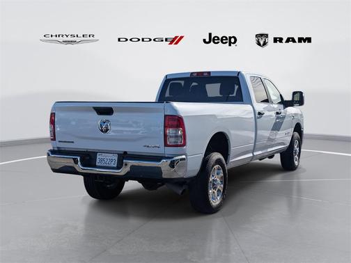 2023 RAM 2500 Big Horn Crew Cab 4x4 8' Box