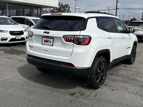 2025 Jeep Compass Latitude