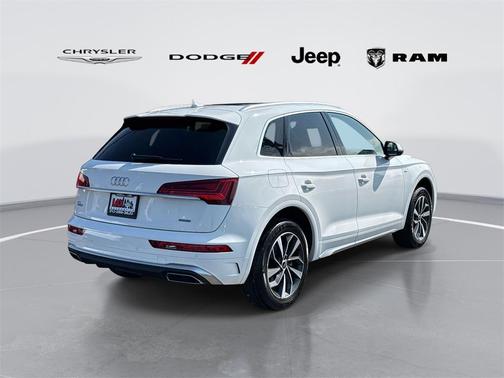 2023 Audi Q5 45 S line Premium Plus
