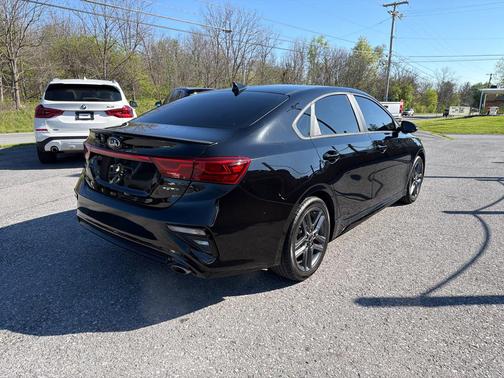 Aurora Black 2020 Kia Forte GT-Line