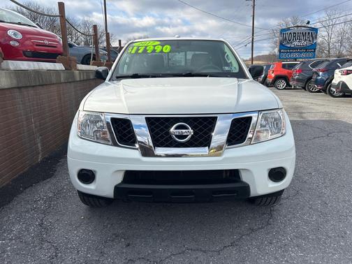 2017 Nissan Frontier SV