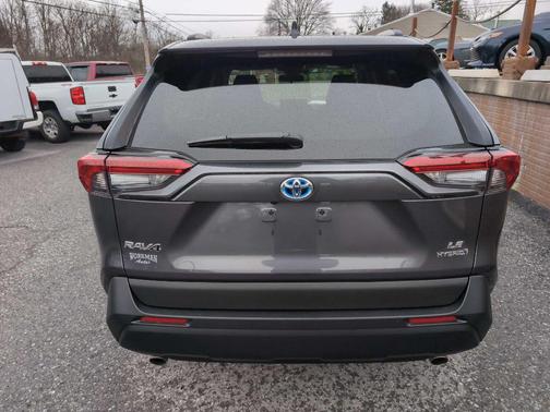 2020 Toyota RAV4 Hybrid LE