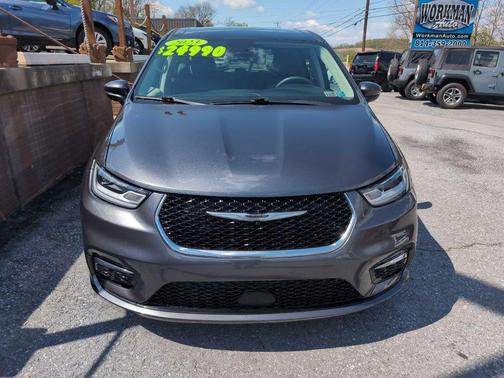 GRAY 2023 Chrysler Pacifica Touring L