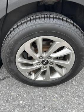 Coliseum Gray 2017 Hyundai TUCSON Limited