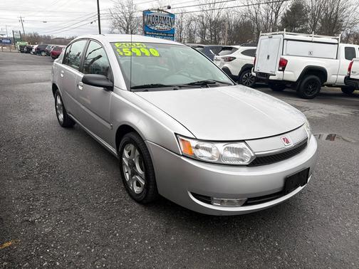 2004 Saturn Ion 3