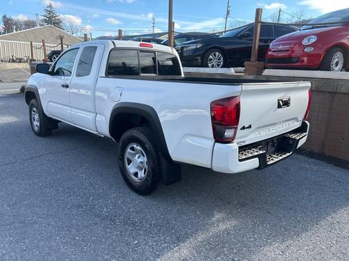 2021 Toyota Tacoma SR
