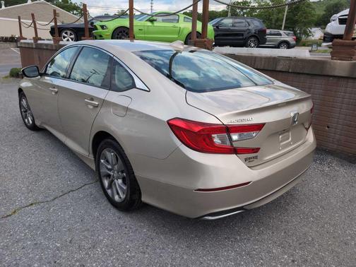 GOLD 2018 Honda Accord LX