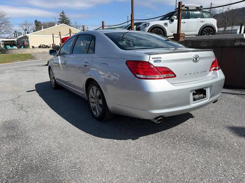 2006 Toyota Avalon XL