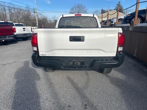 2019 Toyota Tacoma SR