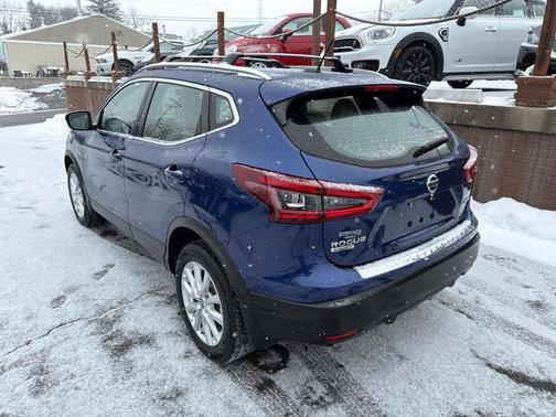 2020 Nissan Rogue Sport SV