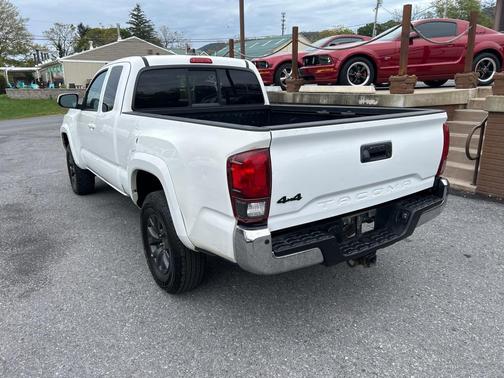 2021 Toyota Tacoma SR5