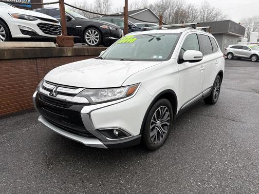 2017 Mitsubishi Outlander SE