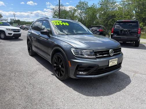 2021 Volkswagen Tiguan 2.0T SE