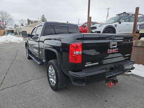 2016 GMC Sierra 2500 Denali