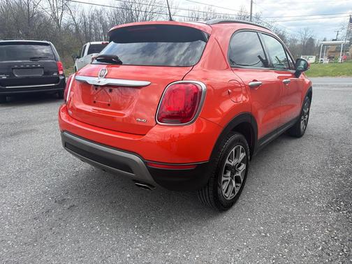 Arancio (Orange) 2018 FIAT 500X Trekking