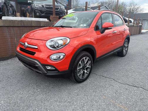 Arancio (Orange) 2018 FIAT 500X Trekking