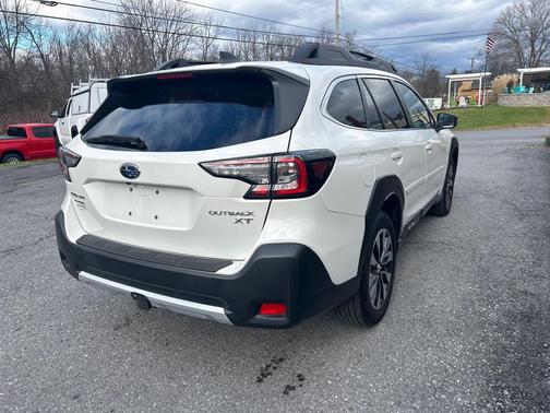 2024 Subaru Outback Limited XT