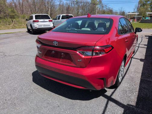 Barcelona Red Metallic 2021 Toyota Corolla LE
