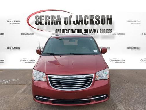 2016 Chrysler Town & Country Touring