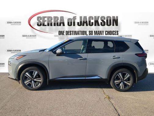 2022 Nissan Rogue SL