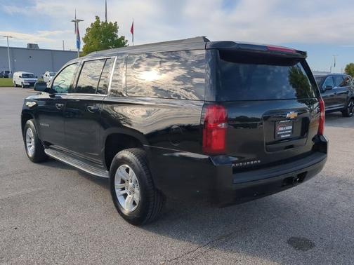 2019 Chevrolet Suburban LT