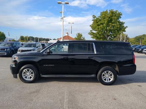 2019 Chevrolet Suburban LT