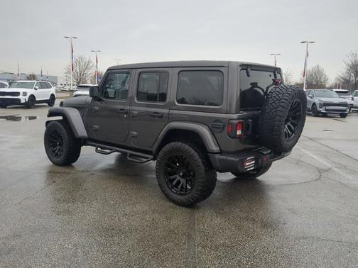 2022 Jeep Wrangler Unlimited Sahara Altitude