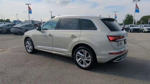 2021 Audi Q7 Premium Plus
