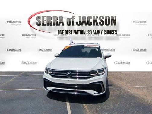 2023 Volkswagen Tiguan SEL R-Line