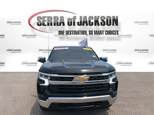 Black 2025 Chevrolet Silverado 1500 1LT