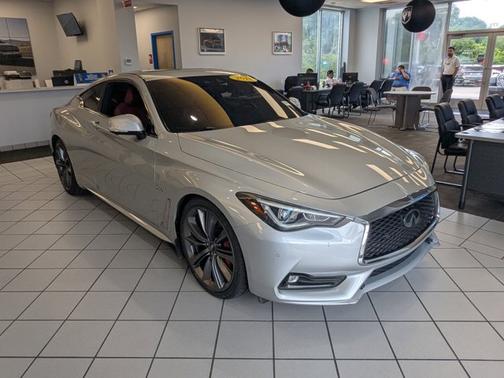 Liquid Platinum 2018 INFINITI Q60 RED SPORT 400