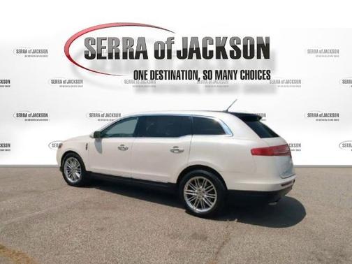 2019 Lincoln MKT Standard
