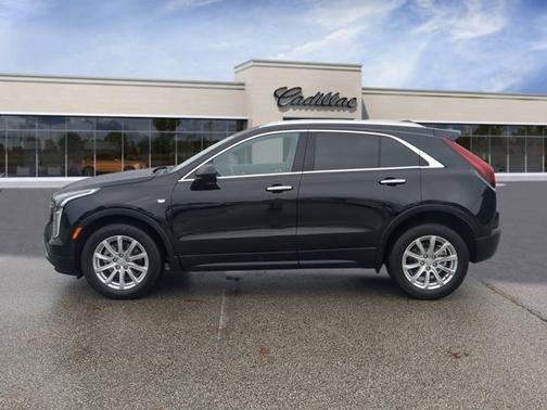 2022 Cadillac XT4 FWD Luxury