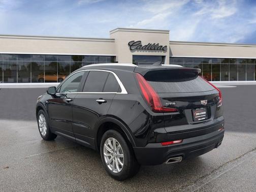 2022 Cadillac XT4 FWD Luxury